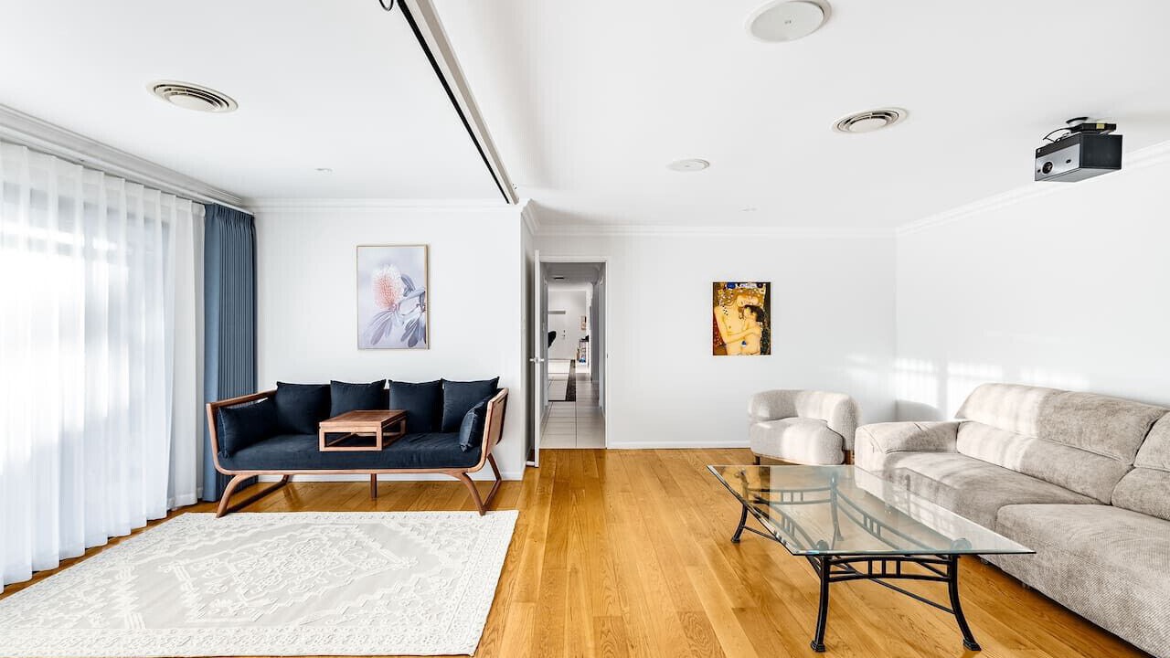 Photo of Livingroom in Chapel Hill