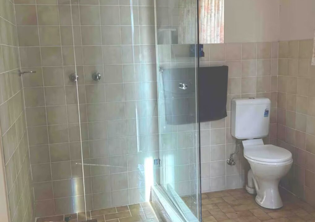 Photo of Bathroom in Lake Heights