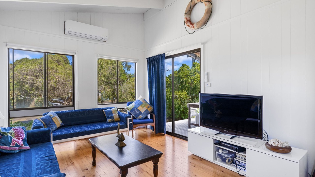 Photo of Livingroom in Smiths Beach