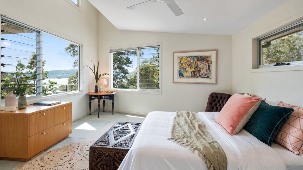 Photo of Bedroom in Box Head