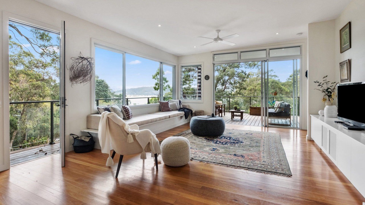 Photo of Livingroom in Box Head