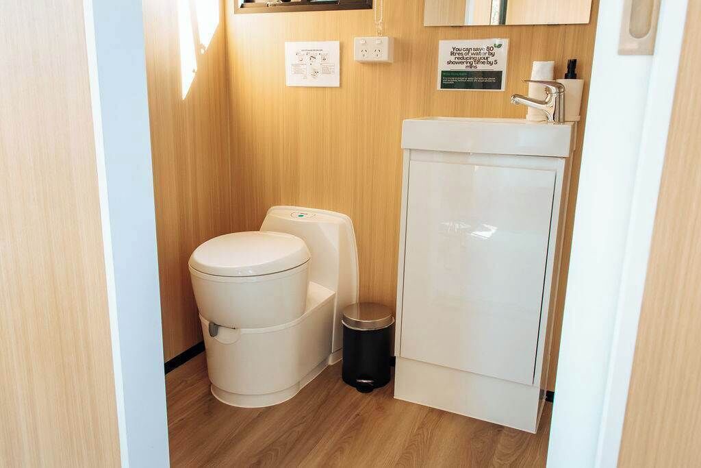 Photo of Bathroom in Rainbow Flat