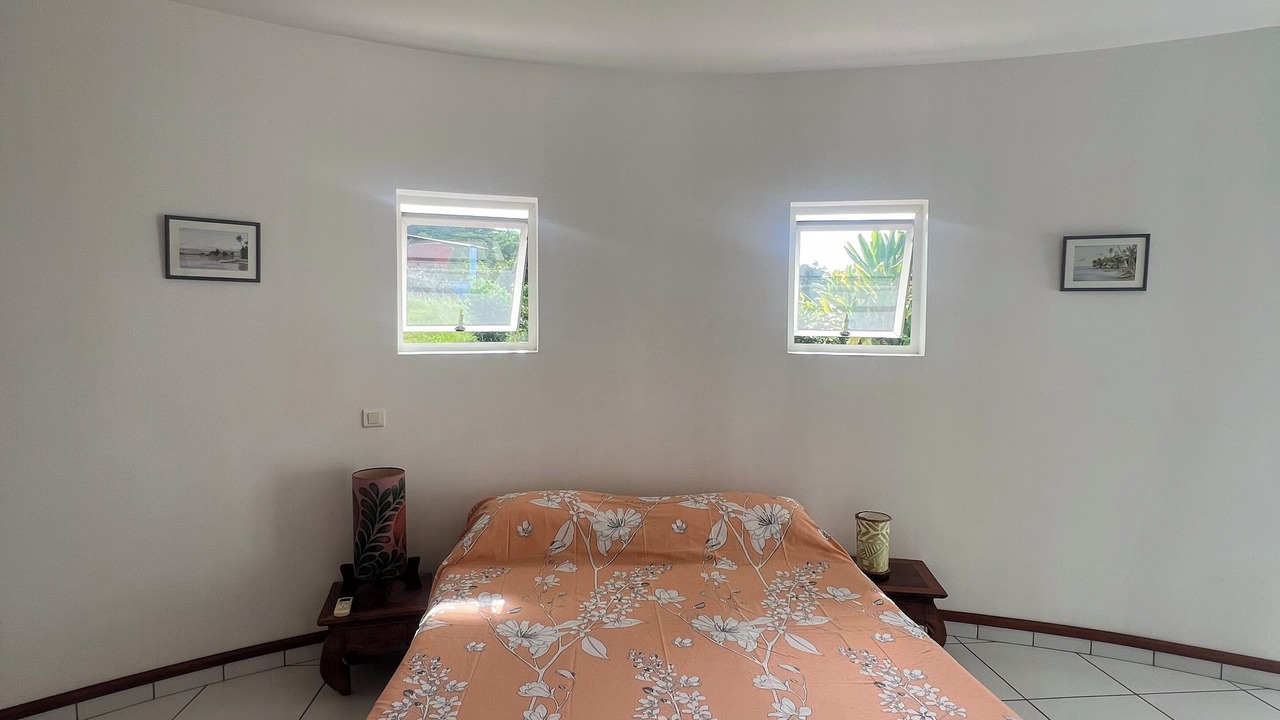 Photo of Bedroom in Uturoa