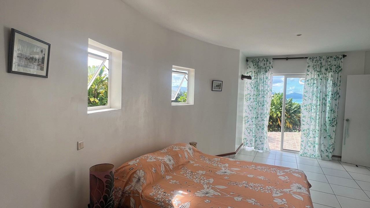 Photo of Bedroom in Uturoa