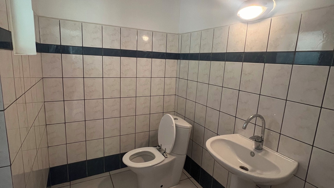 Photo of Bathroom in Uturoa
