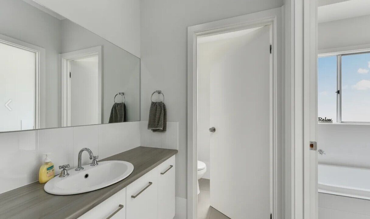 Photo of Bathroom in Lacepede