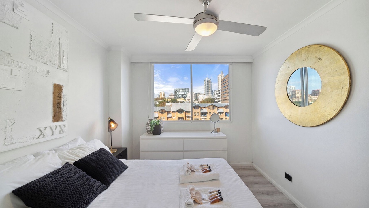 Photo of Bedroom in Woolloomooloo