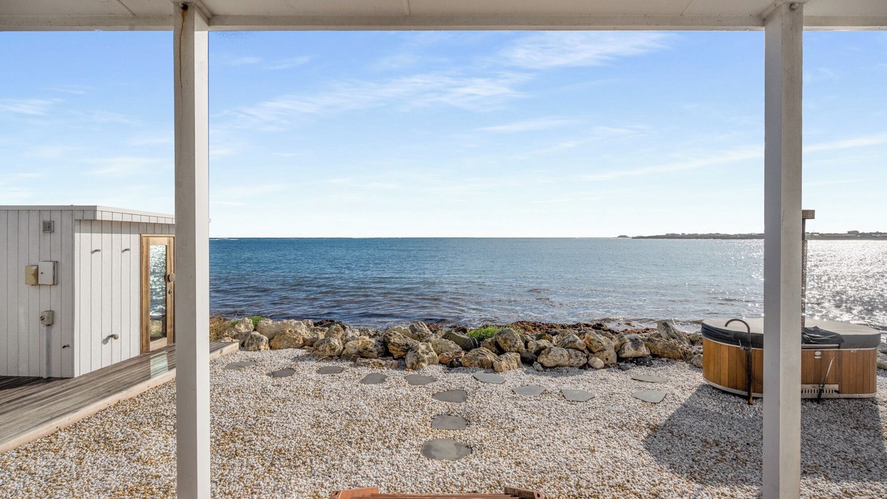 Photo of Patio Balcony in Pelican Point