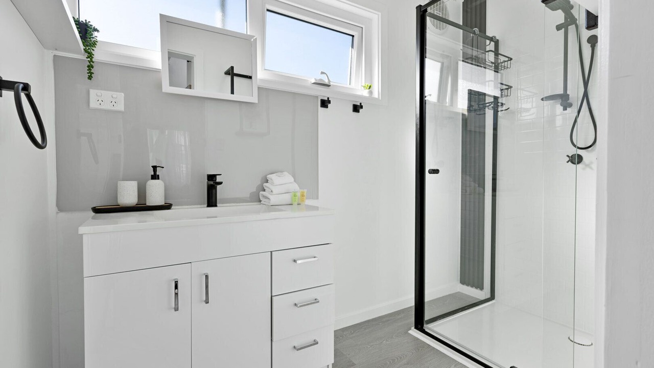 Photo of Bathroom in Lakes Entrance