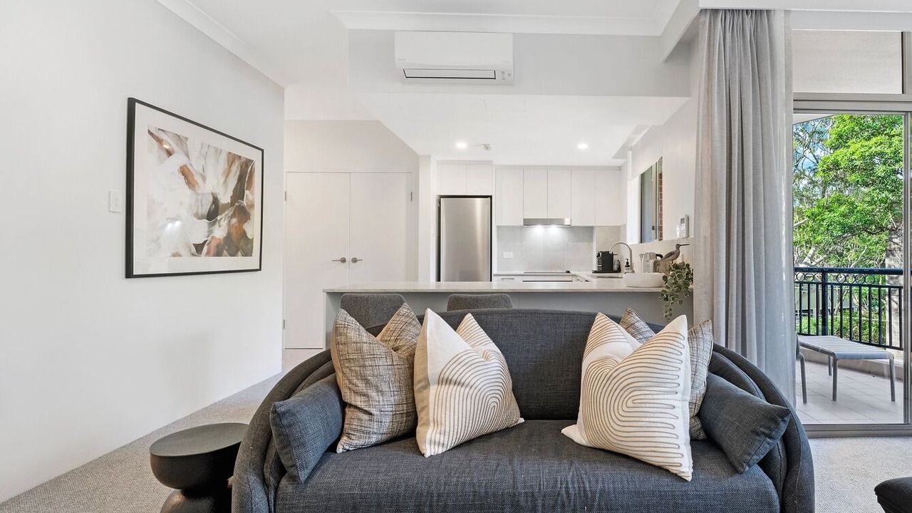 Photo of Livingroom in Camperdown