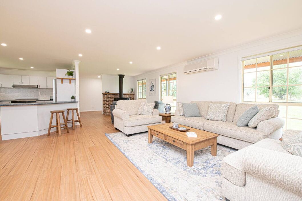 Photo of Livingroom in Orange