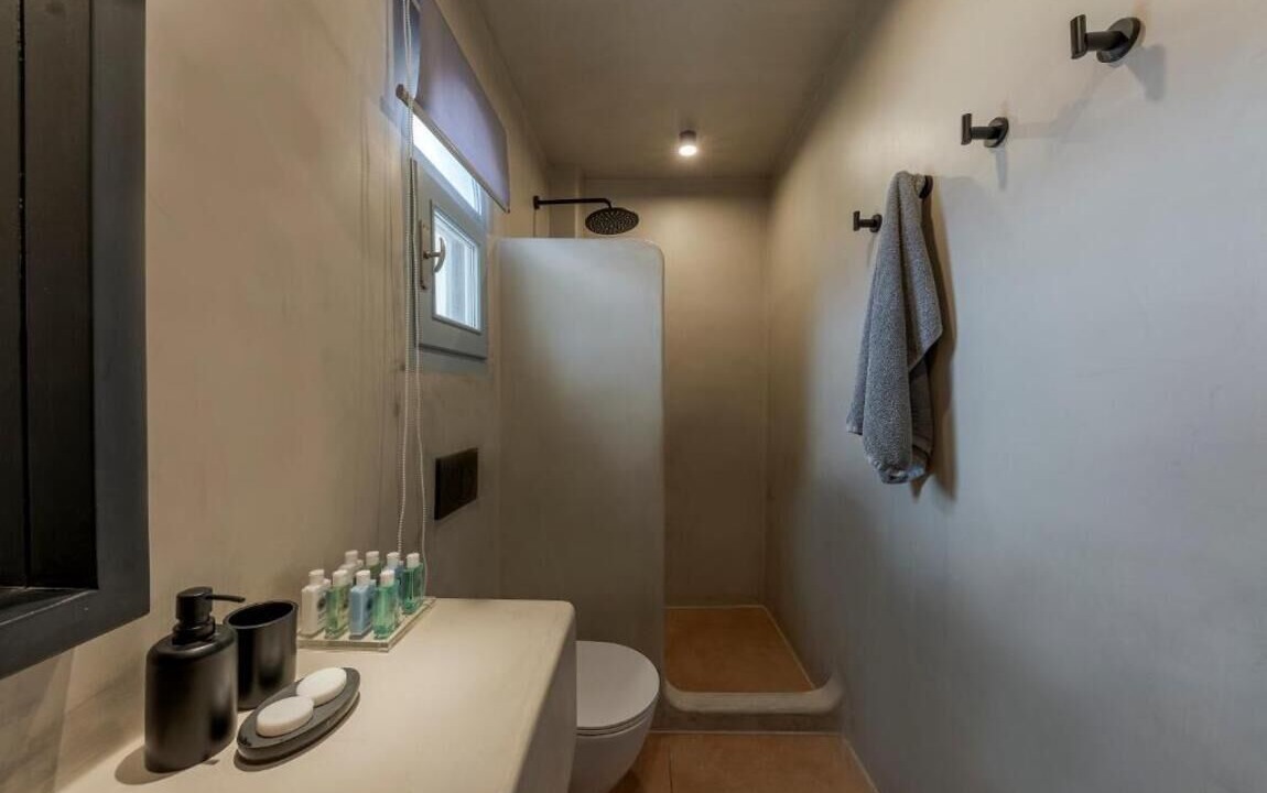 Photo of Bathroom in Akrotiri