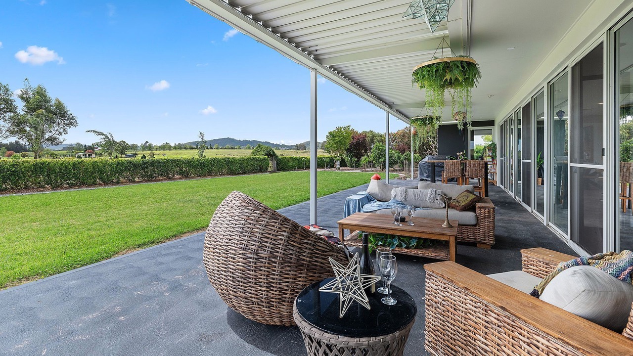 Photo of Patio Balcony in Luskintyre