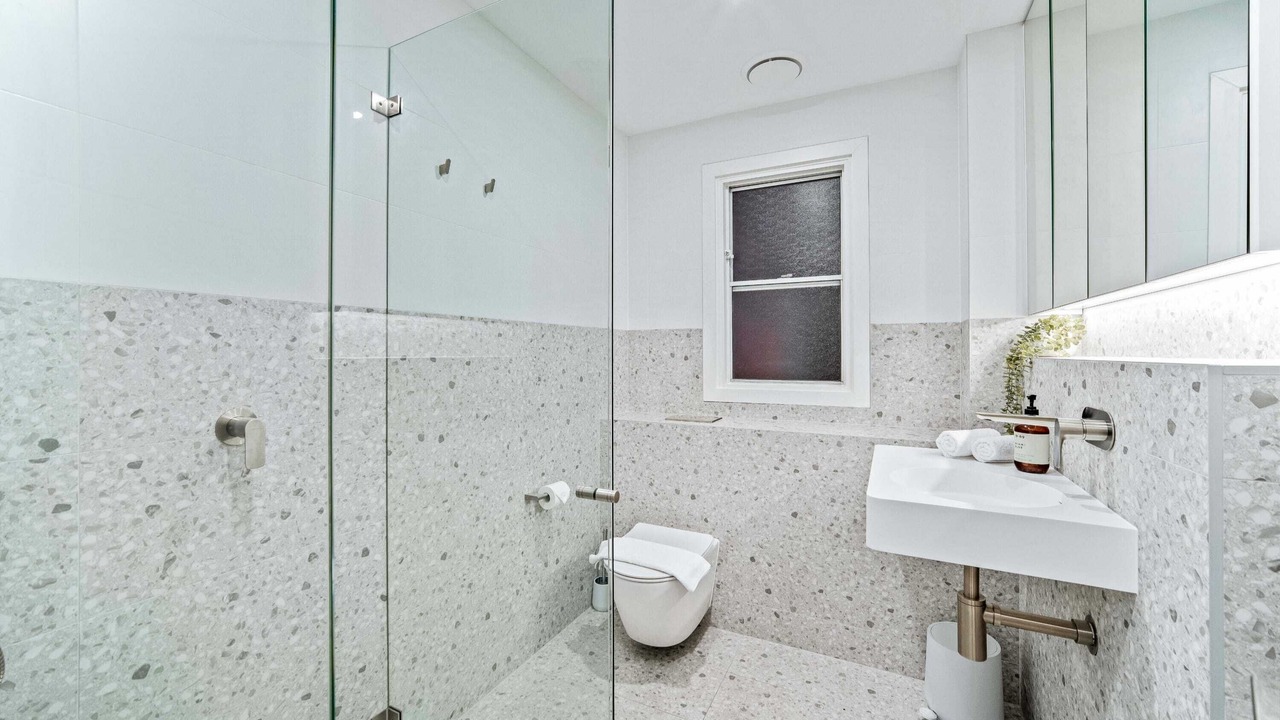 Photo of Bathroom in Elizabeth Bay