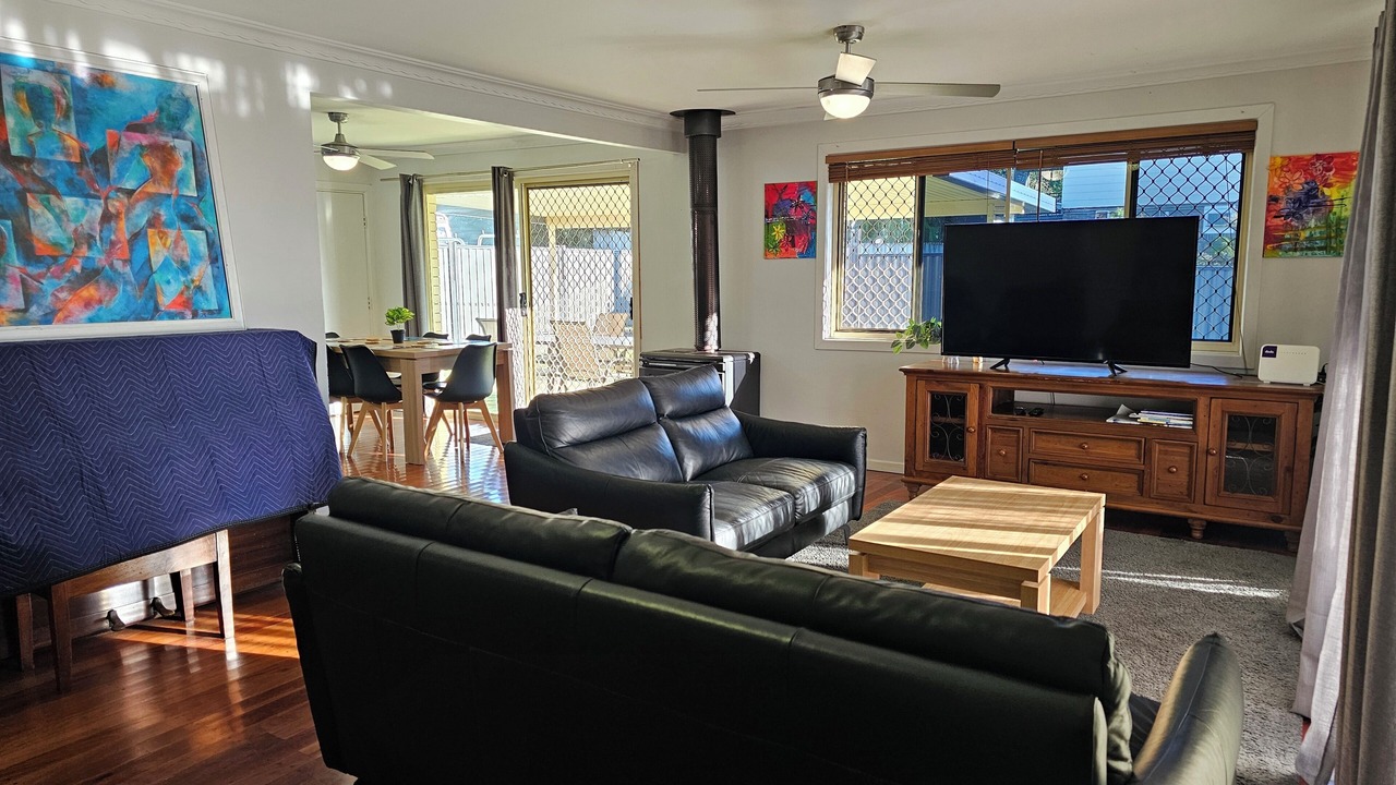 Photo of Livingroom in Strathpine