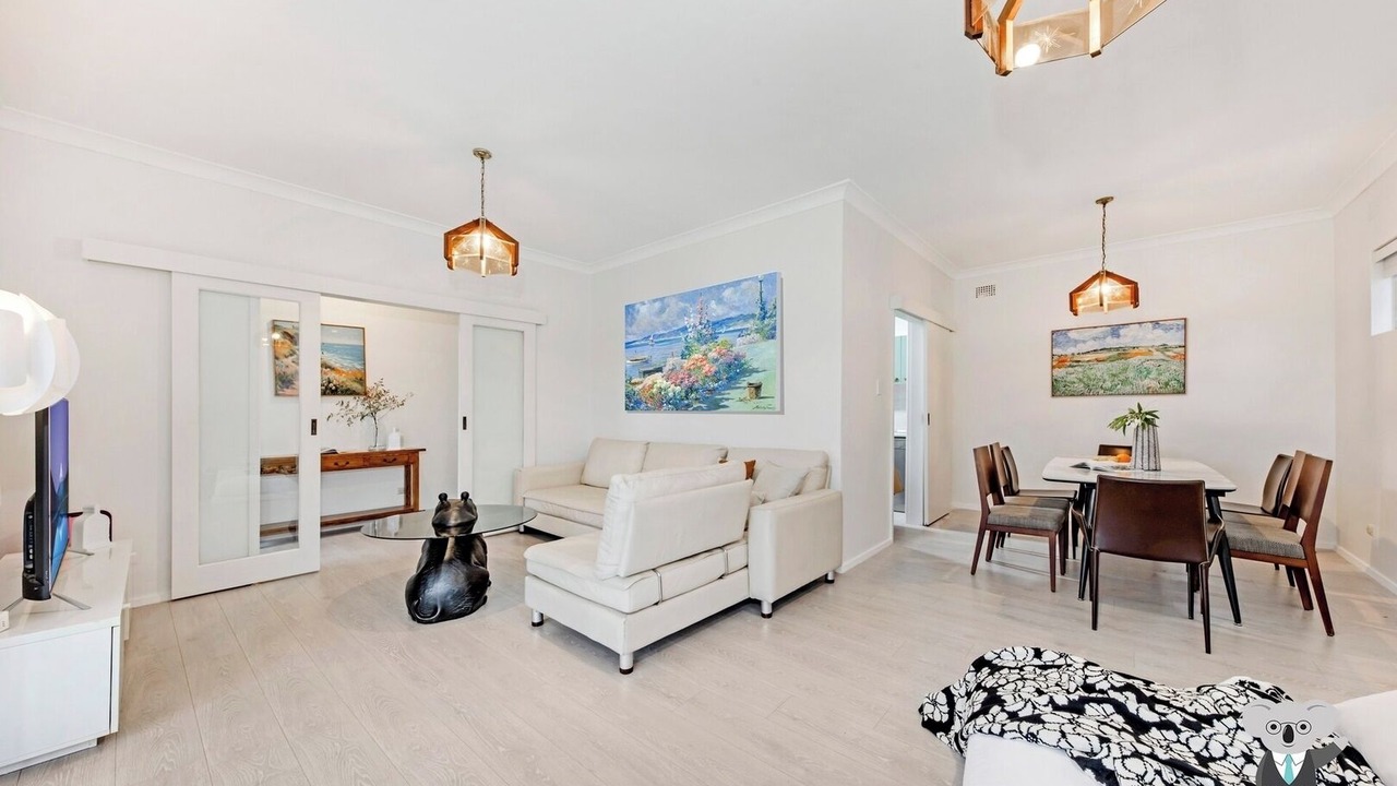 Photo of Livingroom in Forestville