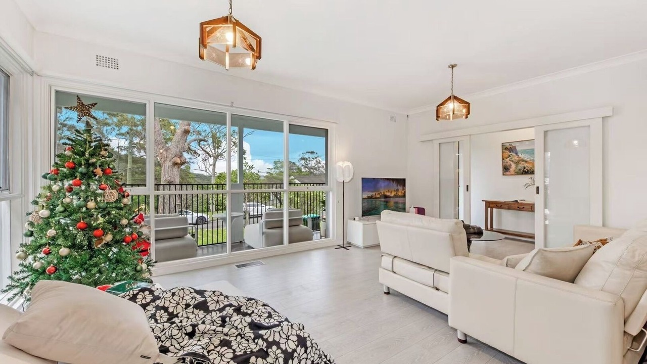 Photo of Livingroom in Forestville