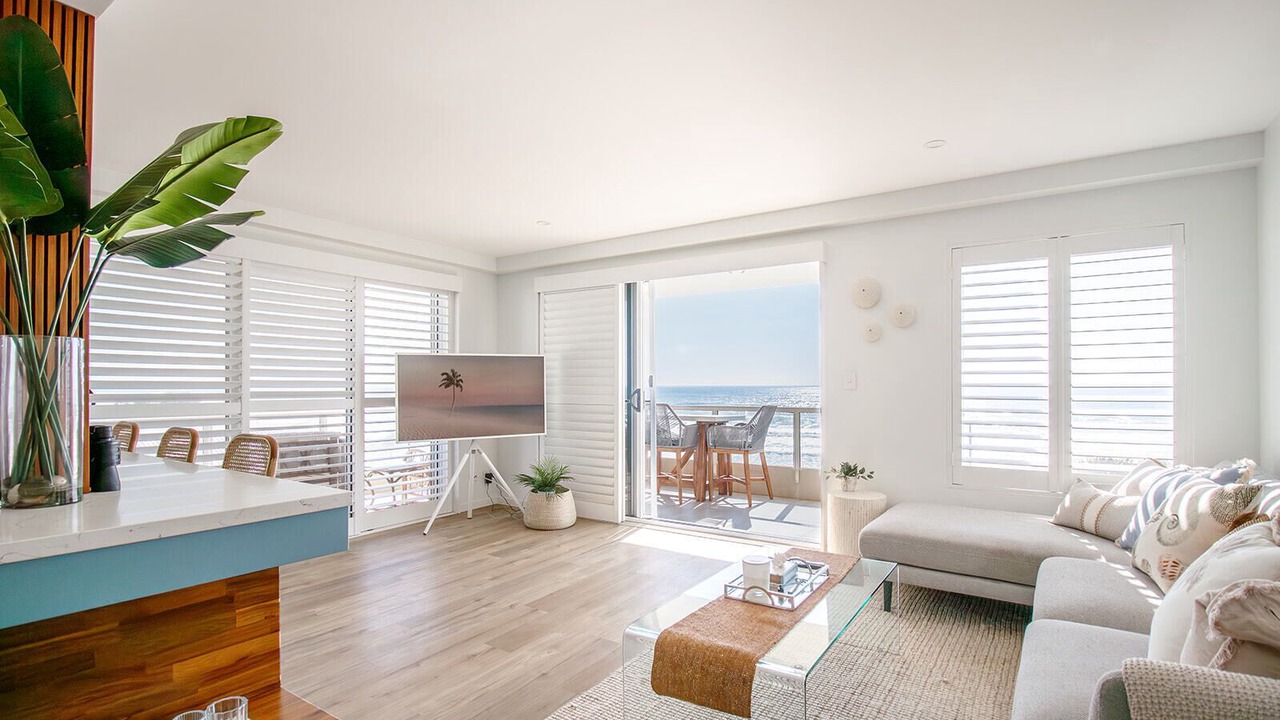Photo of Livingroom in Palm Beach