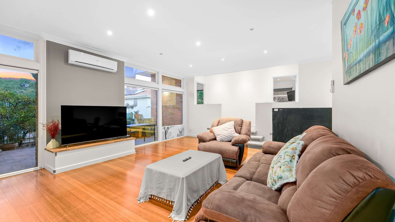 Photo of Livingroom in Glen Waverley