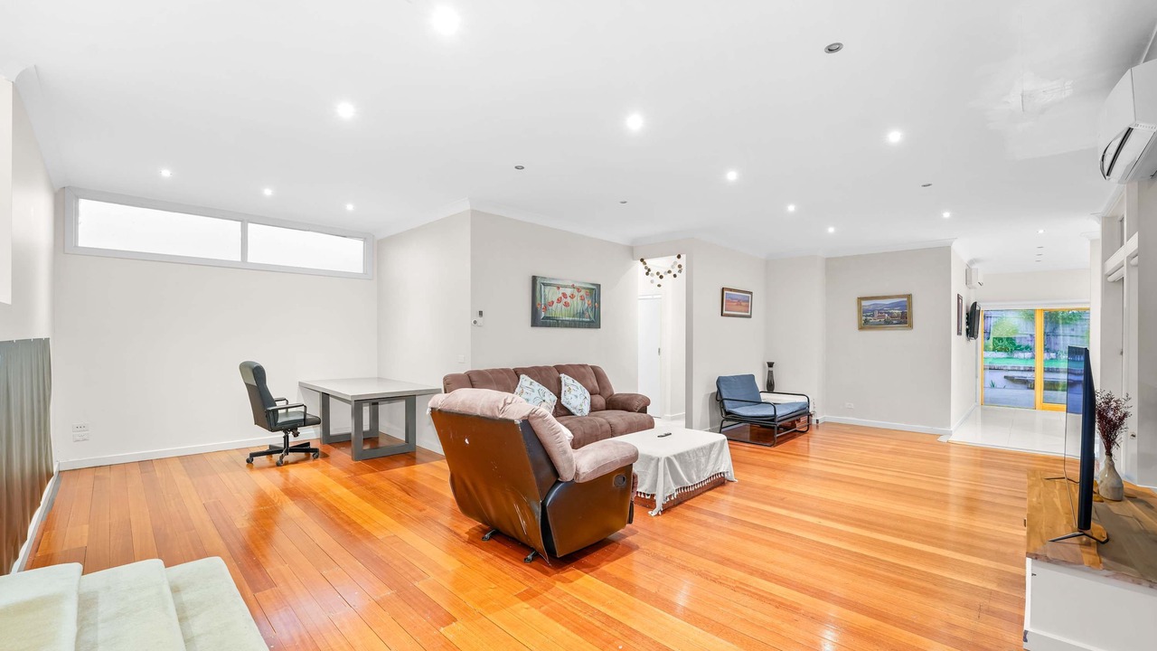 Photo of Livingroom in Glen Waverley
