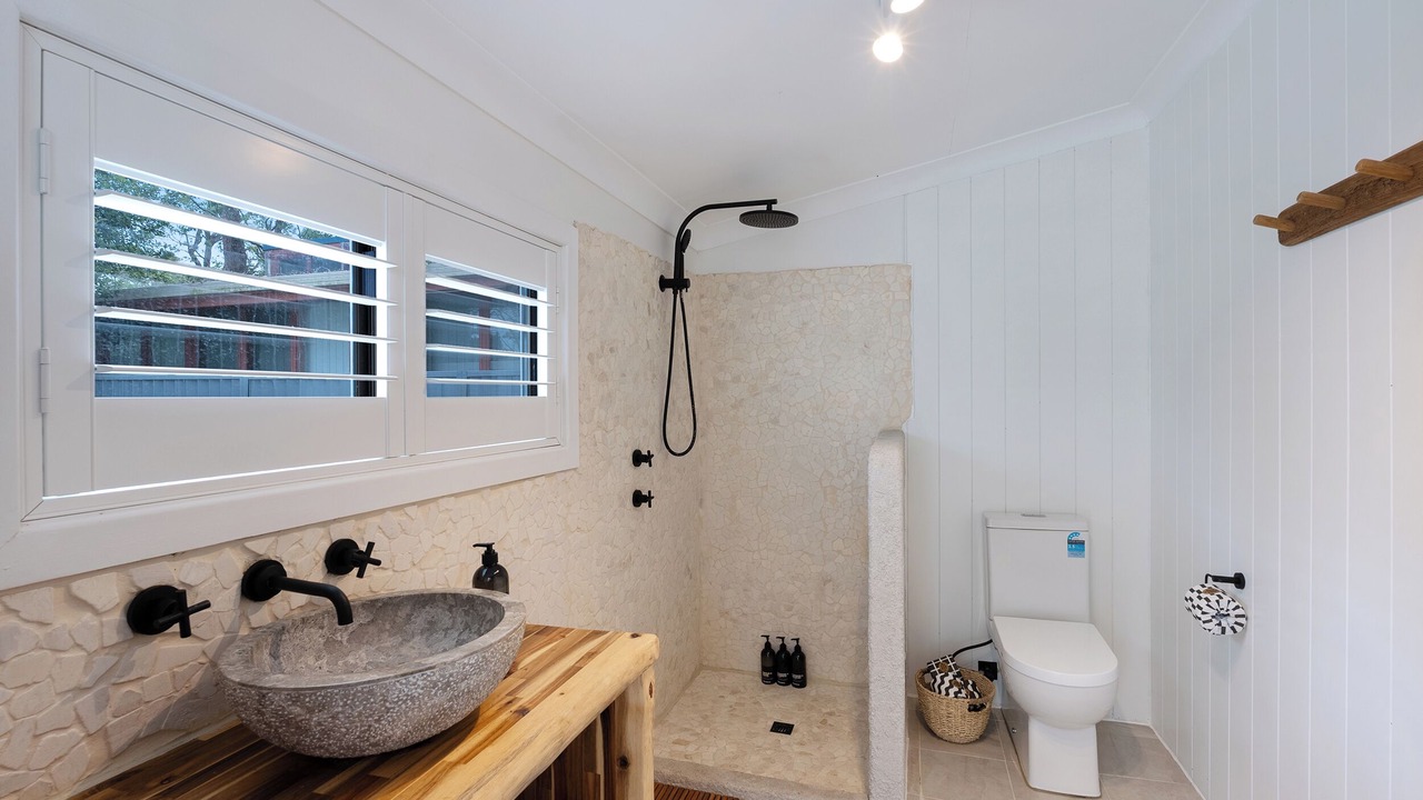 Photo of Bathroom in Erowal Bay