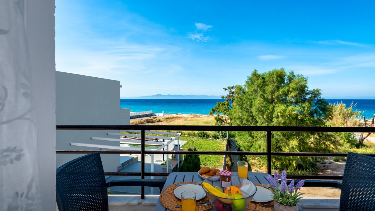 Photo of Outdoor in Ixia