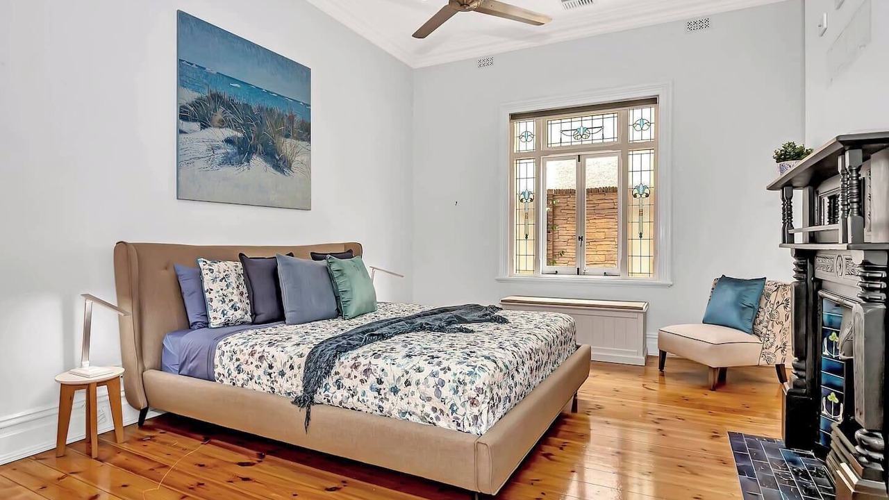 Photo of Livingroom in Henley Beach