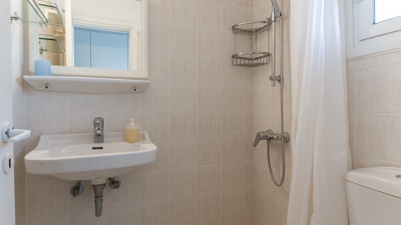 Photo of Bathroom in Agios Ioannis