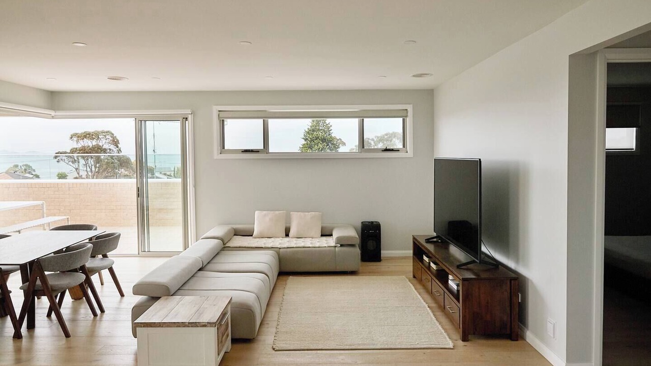 Photo of Livingroom in Clifton Springs