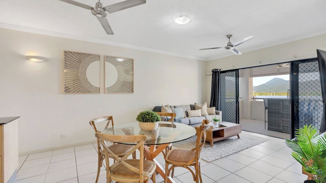 Photo of Patio Balcony in Cairns Central Business District