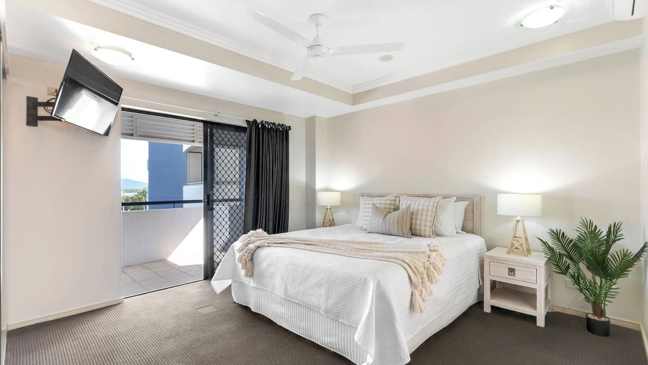 Photo of Patio Balcony in Cairns Central Business District