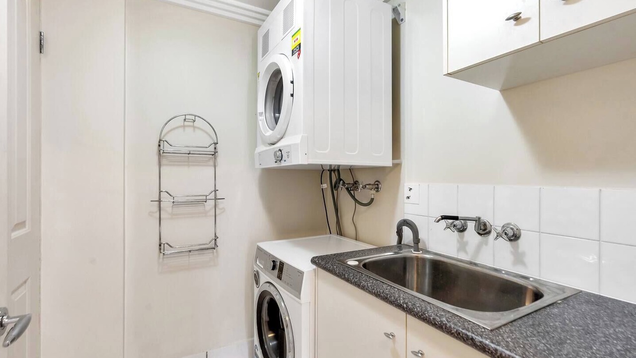 Photo of Bedroom in Cairns Central Business District