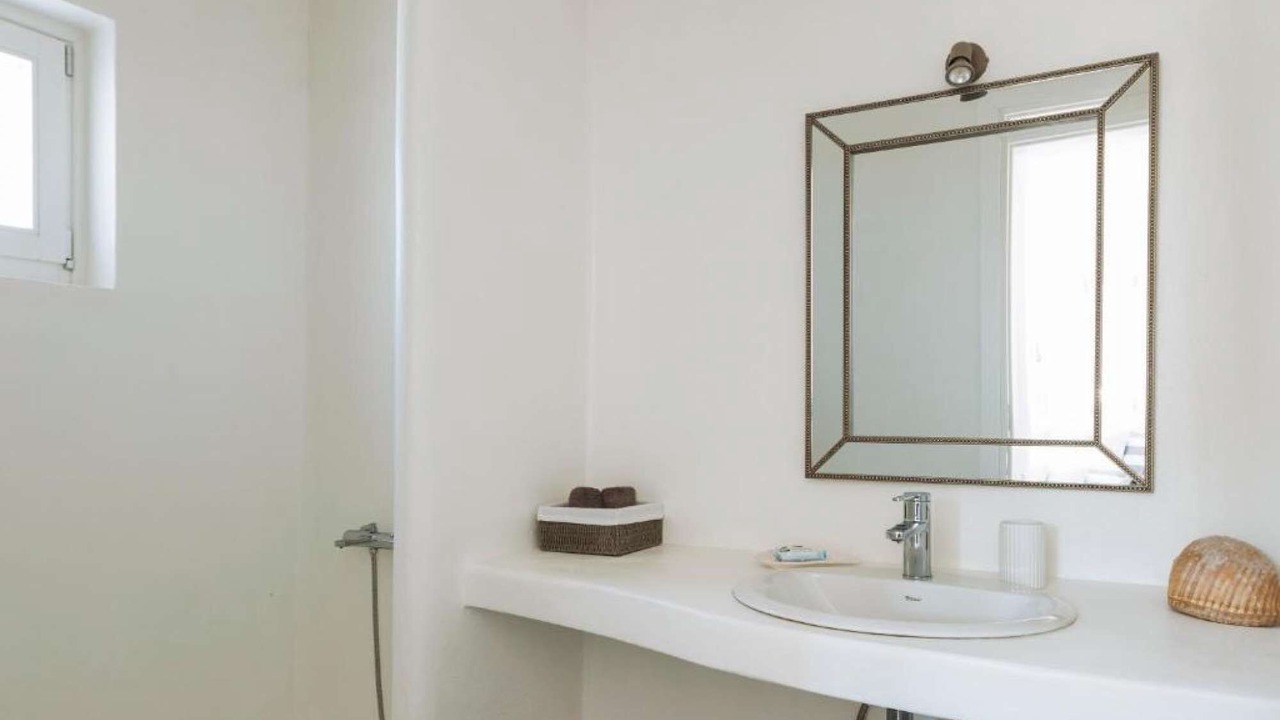 Photo of Bathroom in Agios Ioannis