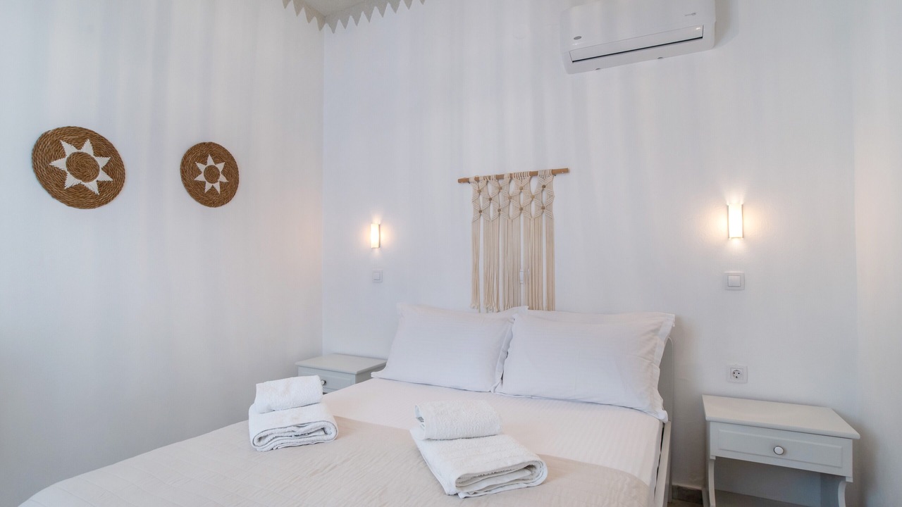 Photo of Bedroom in Mikri Vigla