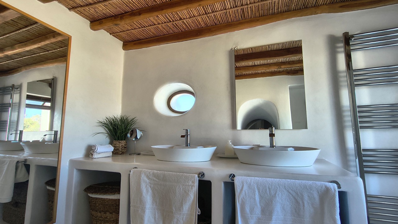 Photo of Bathroom in Paros