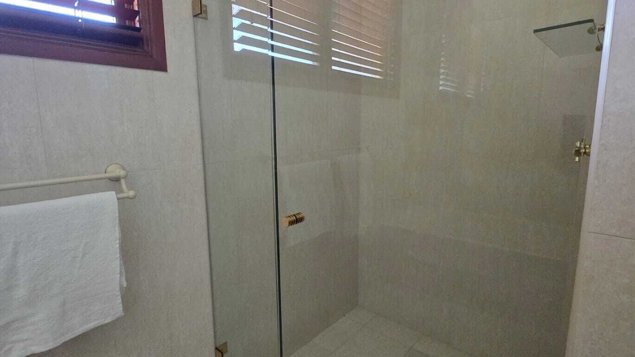 Photo of Bathroom in Denham Court