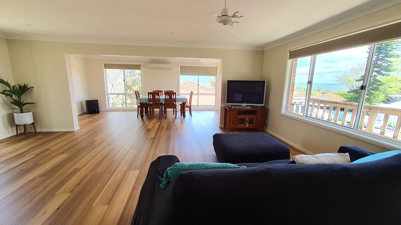 Photo of Livingroom in Belmont