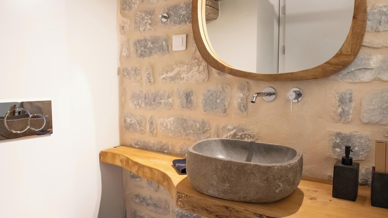 Photo of Bathroom in Itilo
