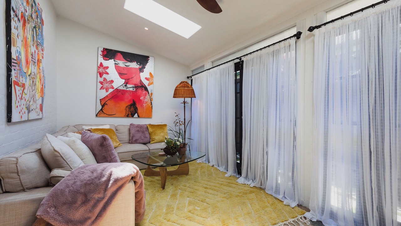 Photo of Livingroom in Suffolk Park