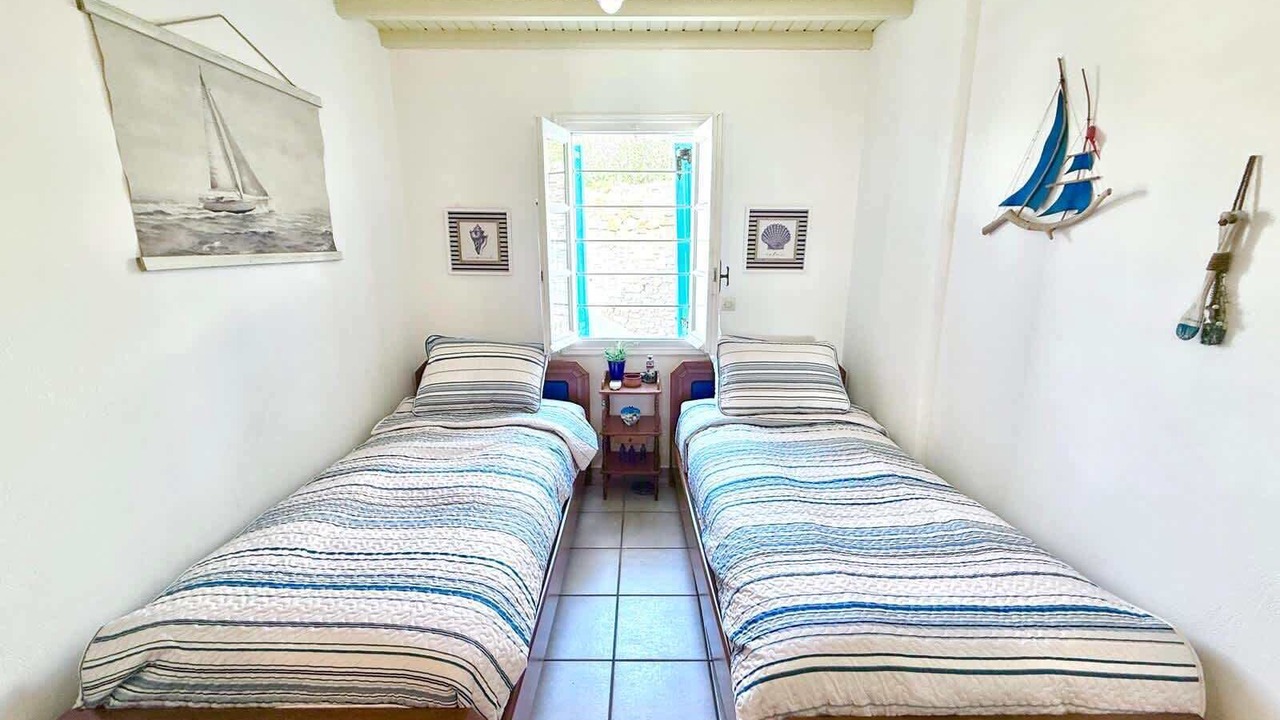 Photo of Bedroom in Ornos