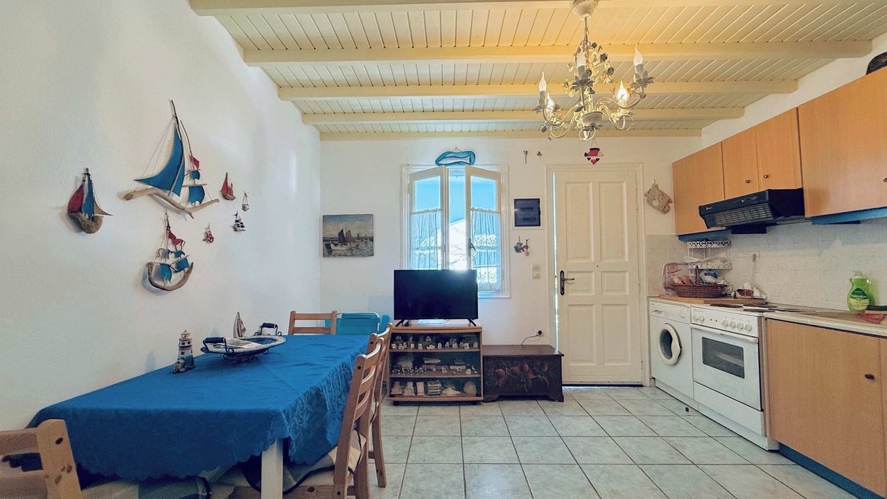 Photo of Kitchen in Ornos