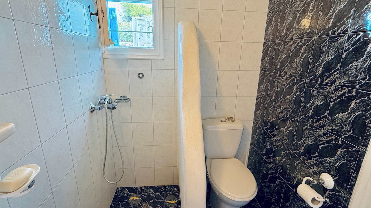 Photo of Bathroom in Ornos