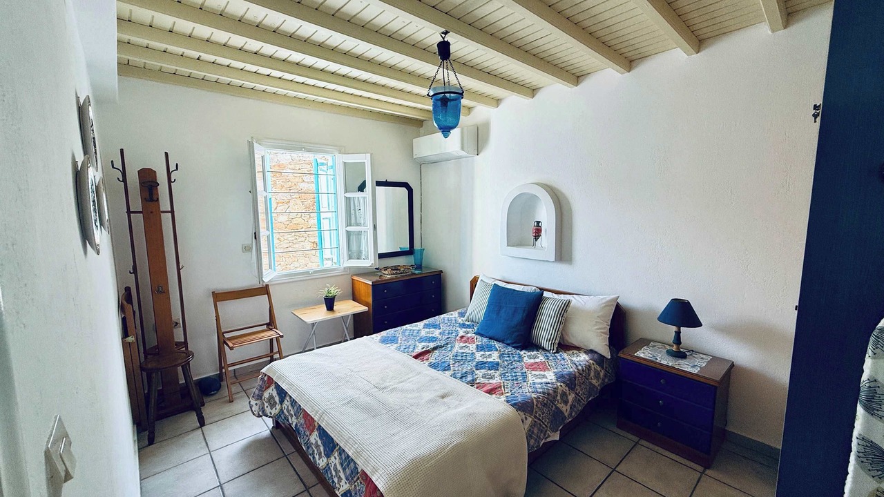 Photo of Bedroom in Ornos
