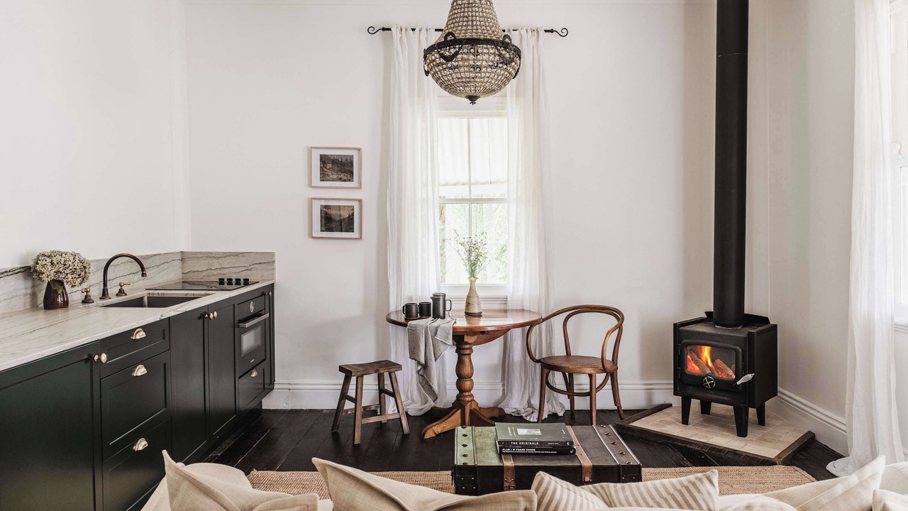 Photo of Livingroom in Montville