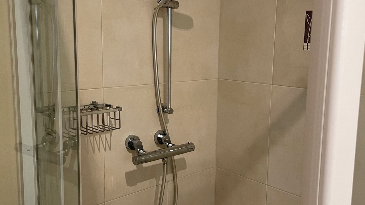 Photo of Bathroom in Kardinya