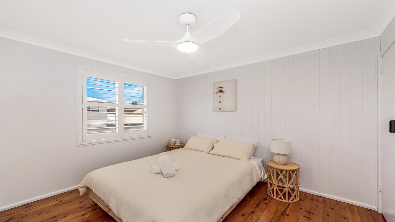 Photo of Bedroom in Booker Bay