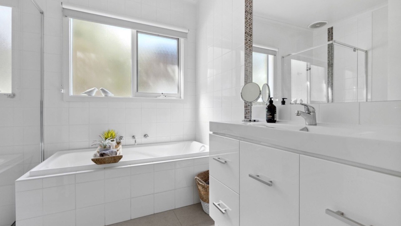 Photo of Bathroom in Taylor Bay