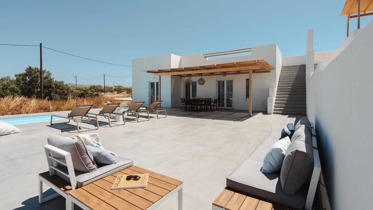 Photo of Outdoor in Glinado