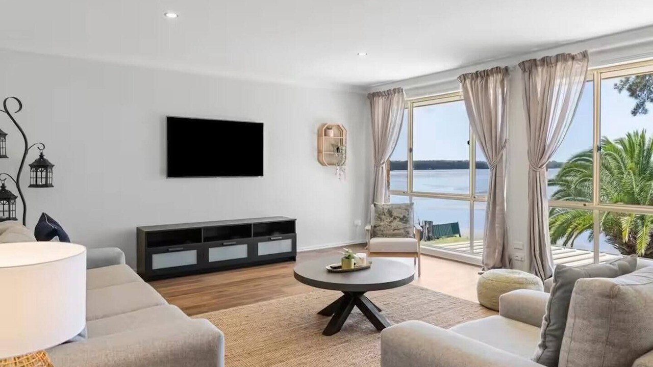 Photo of Livingroom in Charmhaven