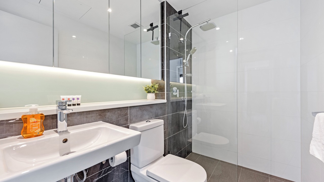 Photo of Bathroom in Wentworth Point